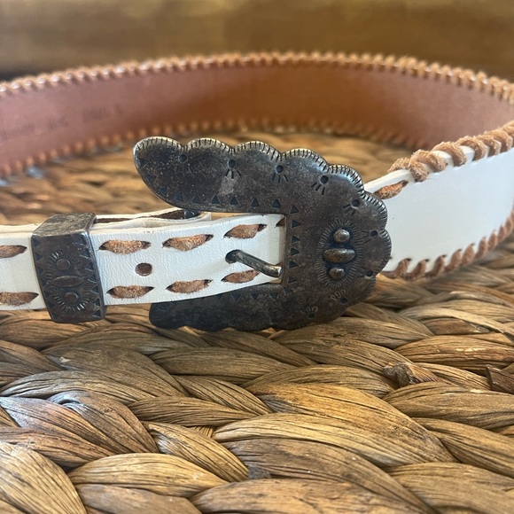 Ginnie Johnsen White Leather Braided Belt, Silver Western Buckle, EUC - Picture 2 of 4